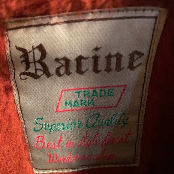 Vintage men’s trench with zip out lining. Fits large. Excellent condition. - Picture 6 of 7